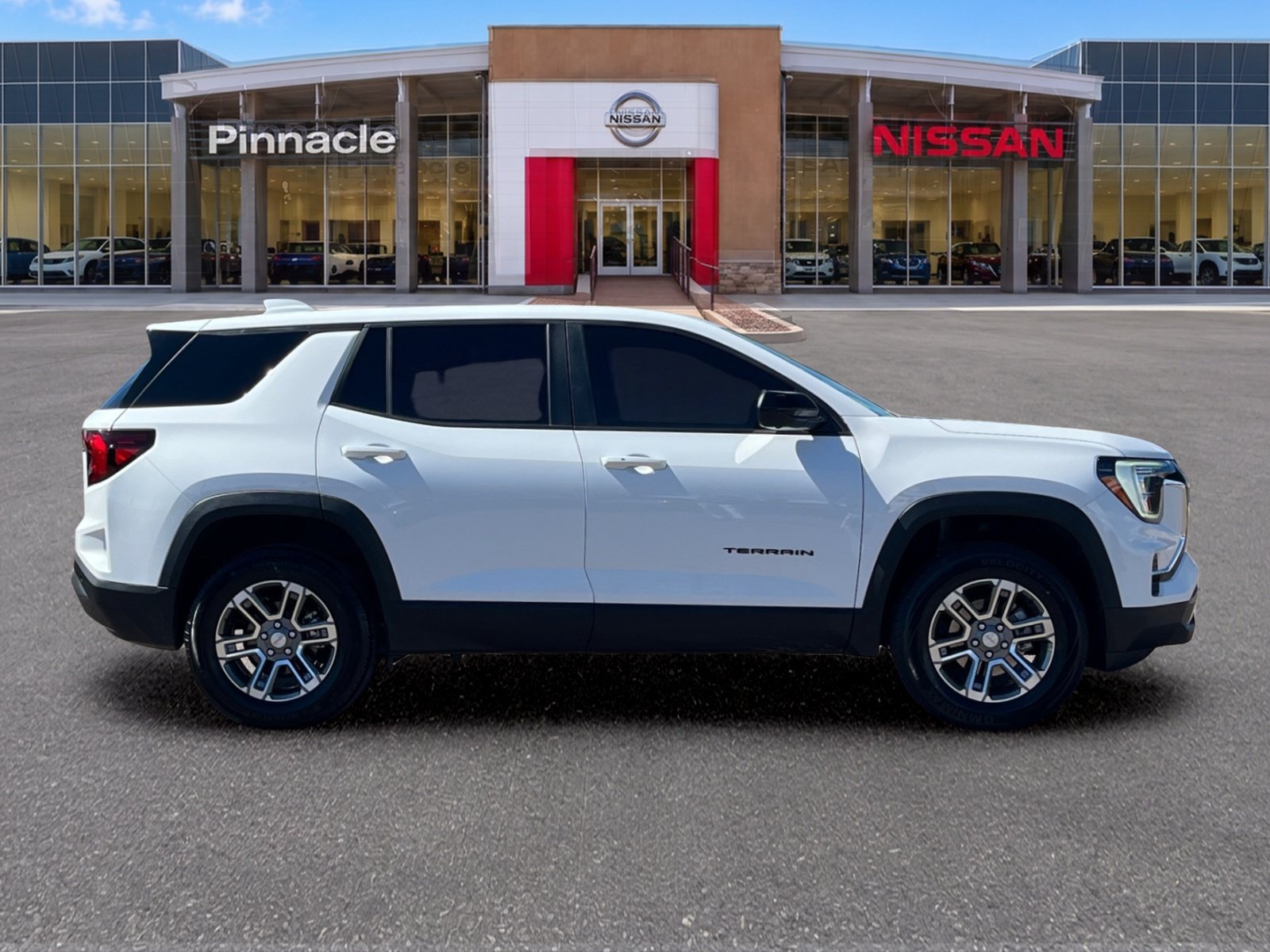 Used 2026 GMC Terrain Elevation w/ Technology Package II FWD image 6