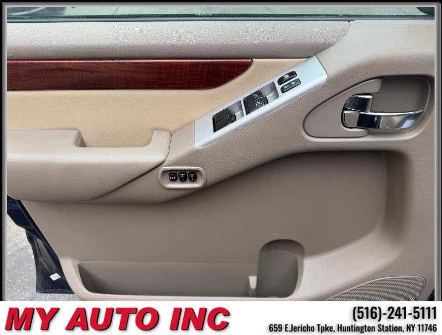 Used 2011 Nissan Pathfinder LE image 26