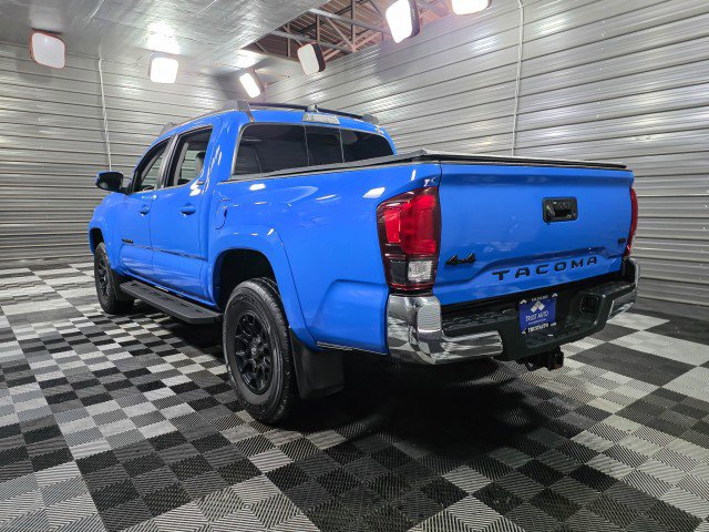 Used 2021 Toyota Tacoma SR5 w/ Blackout Package (TMS) image 7