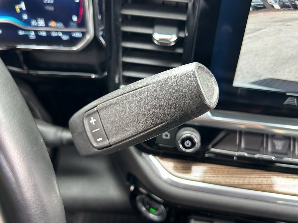 Used 2025 Chevrolet Silverado 2500 LT w/ Convenience Package image 29