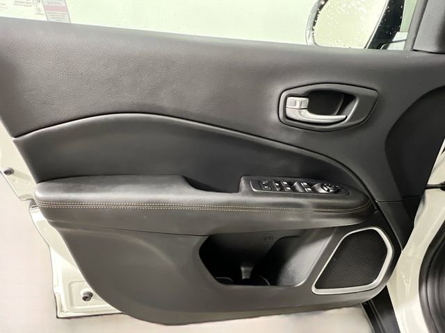 Used 2021 Jeep Compass Limited image 30