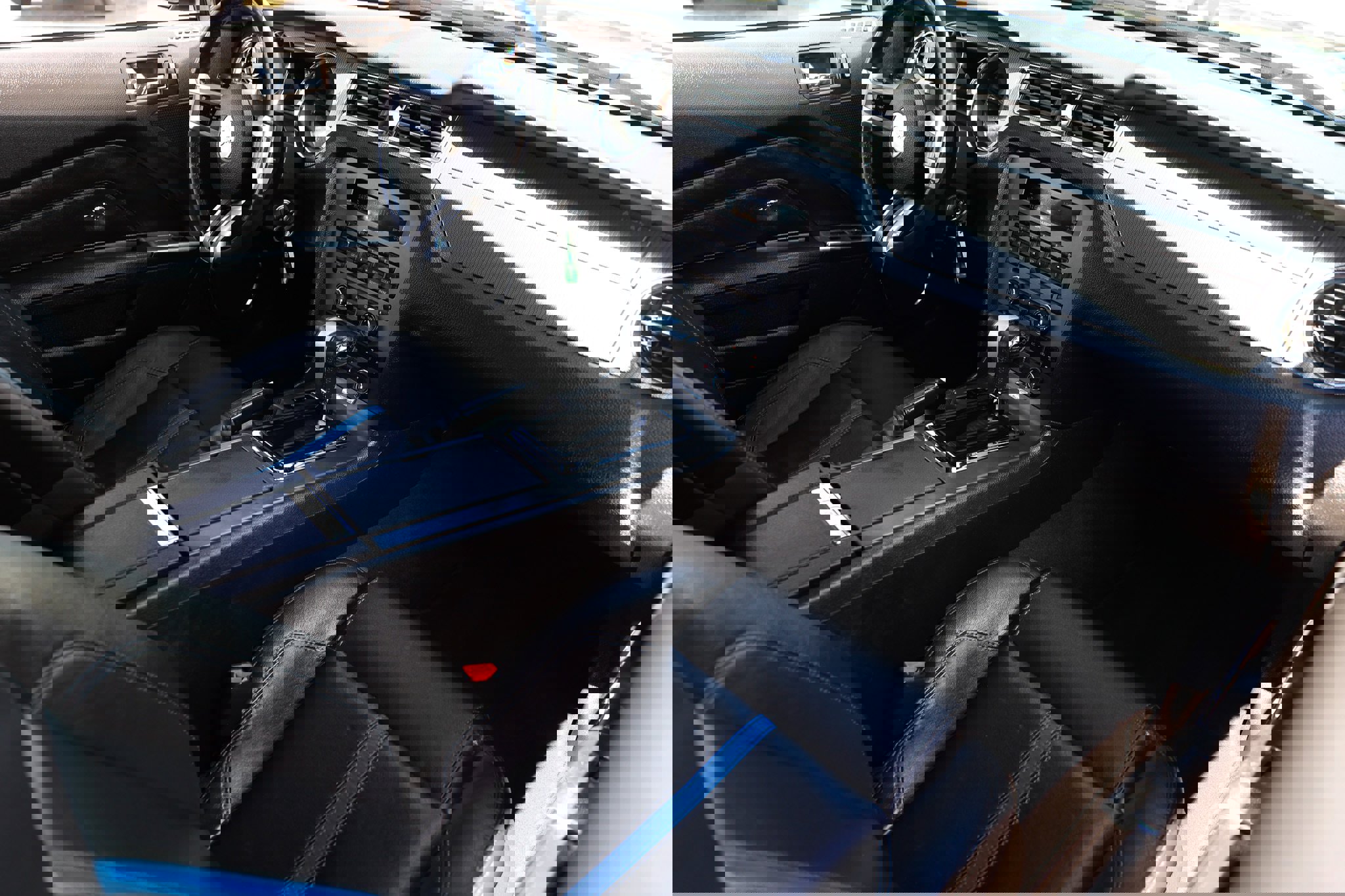 Used 2010 Ford Mustang GT image 21