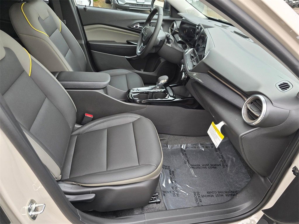New 2026 Chevrolet Trax ACTIV w/ Driver Confidence Package image 11