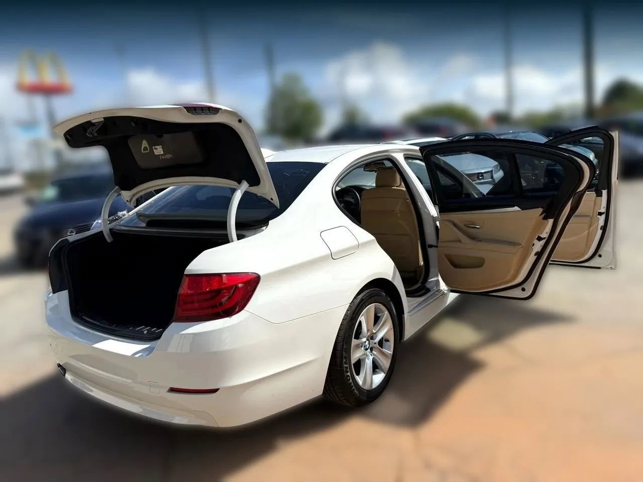 Used 2013 BMW 528i Sedan image 35