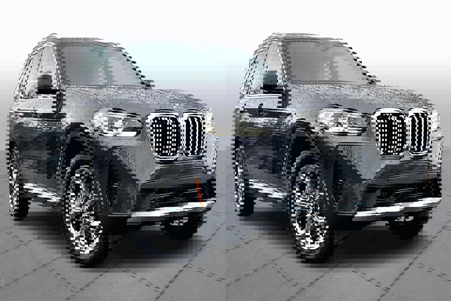 Used 2024 BMW X3 xDrive30i w/ Premium Package w/ZPA image 3