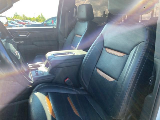 Used 2022 GMC Sierra 1500 AT4 w/ AT4 Premium Package AWD/4WD image 16
