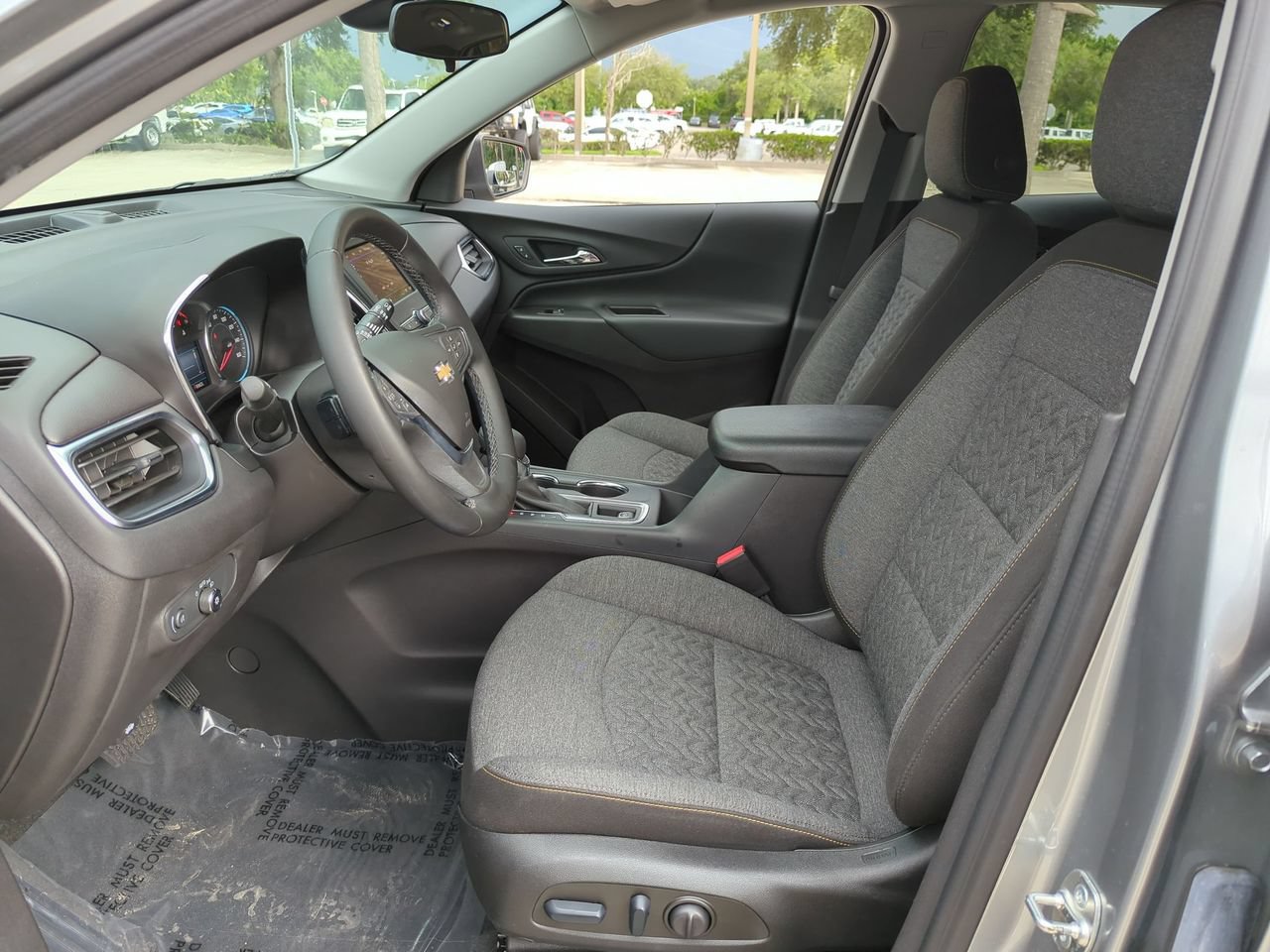 Certified 2024 Chevrolet Equinox LT FWD image 18