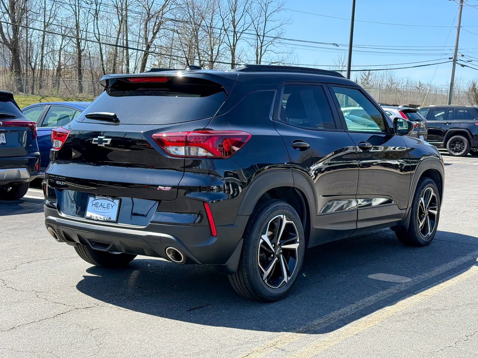 Used 2023 Chevrolet TrailBlazer RS w/ Sun and Liftgate Package image 8