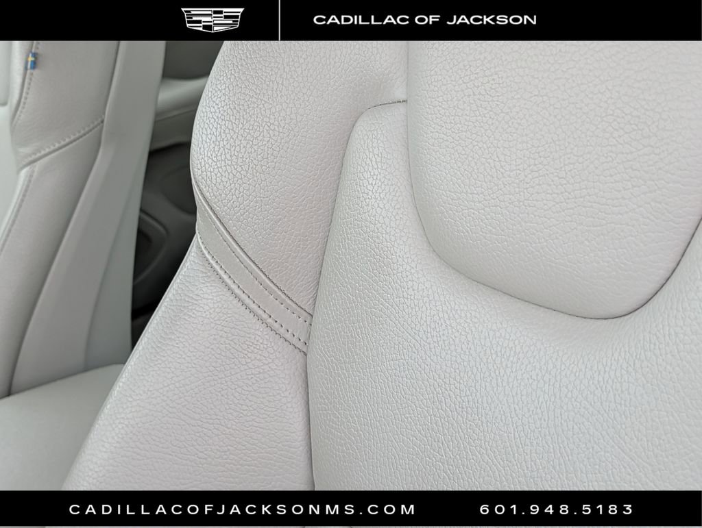 Used 2024 Volvo S60 B5 Core image 17