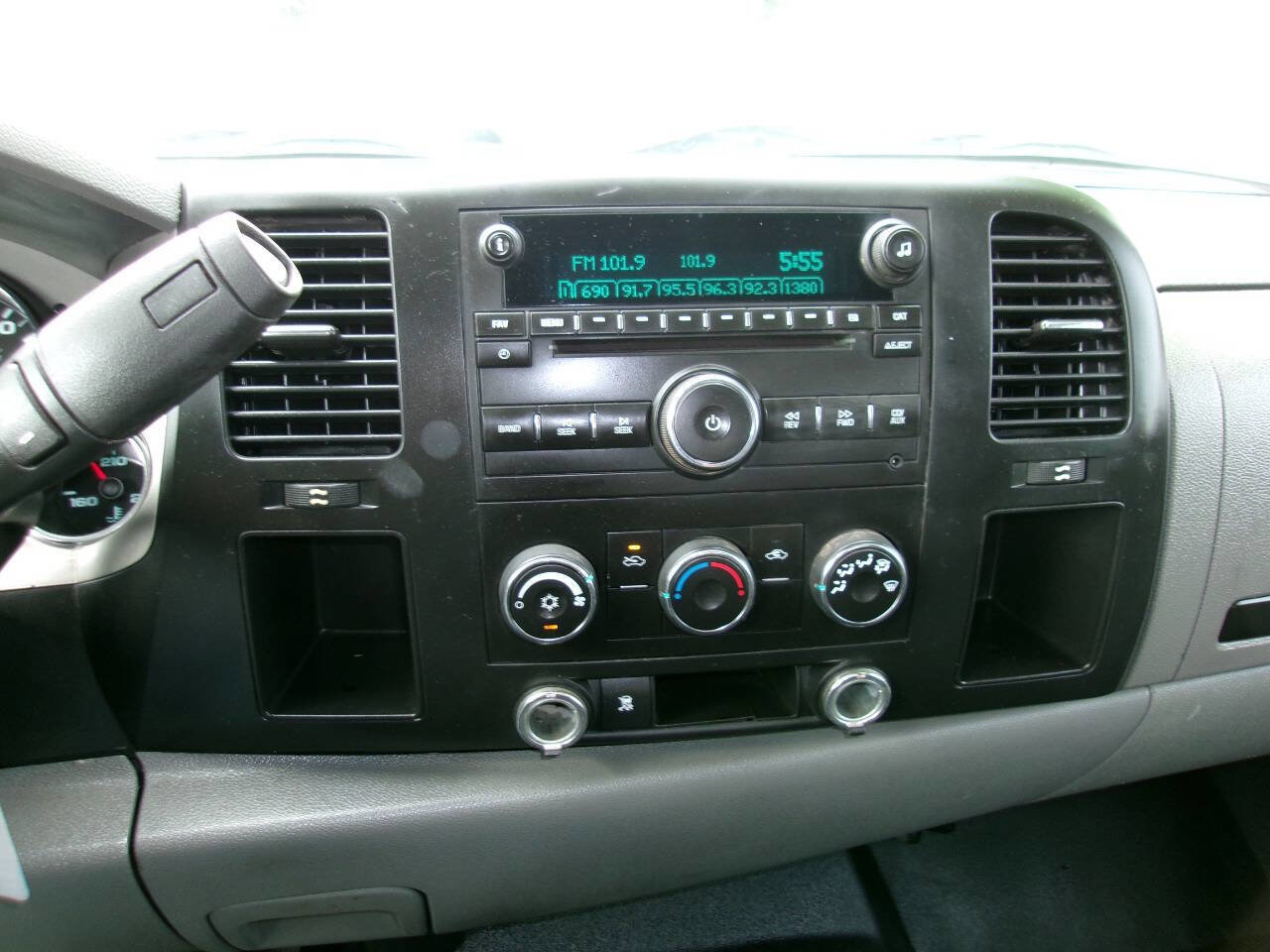 Used 2010 Chevrolet Silverado 2500 W/T image 17