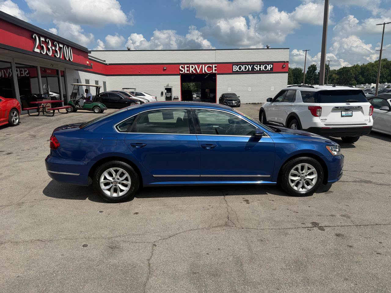 Used 2017 Volkswagen Passat 1.8T S FWD image 2