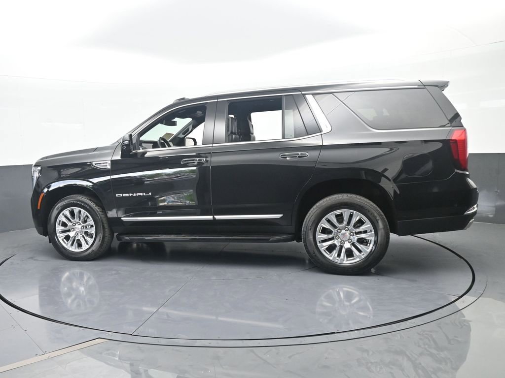 Used 2025 GMC Yukon Denali AWD/4WD image 3