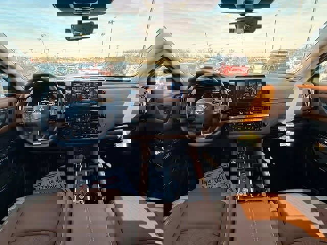 New 2026 Nissan Pathfinder Platinum image 21