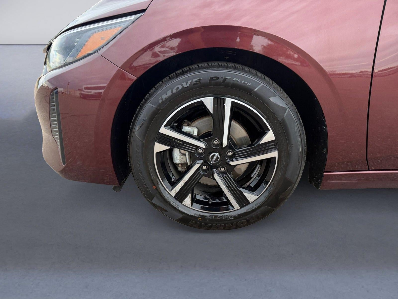 Used 2025 Nissan Sentra SV FWD image 14