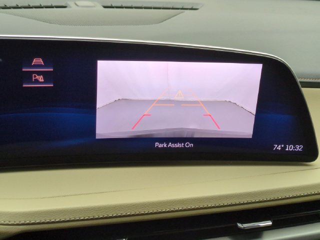 Certified 2024 Cadillac XT4 Luxury w/ Cold Weather Package AWD/4WD image 15