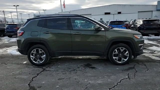 Used 2019 Jeep Compass Limited image 9