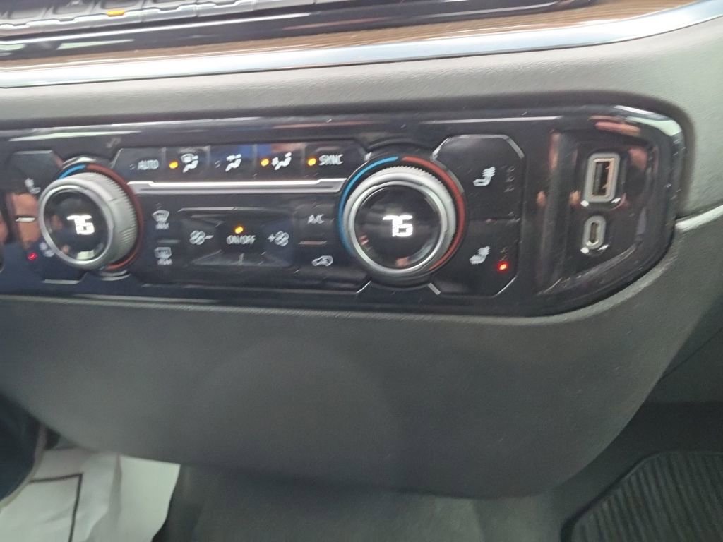 Used 2022 Chevrolet Silverado 1500 LT image 18