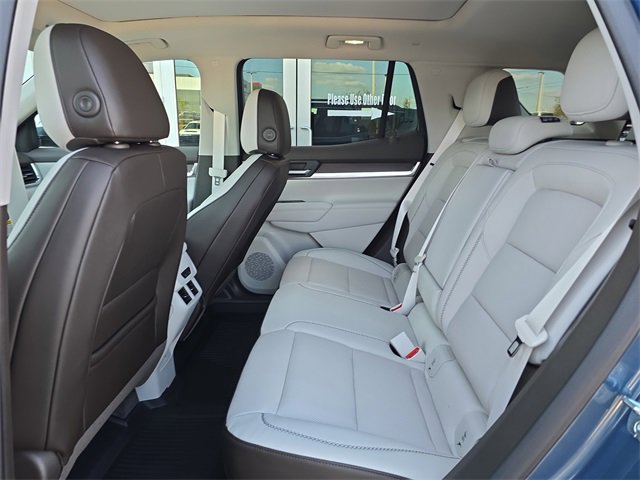 New 2026 GMC Terrain Denali w/ LPO, Floor Liner Package image 15