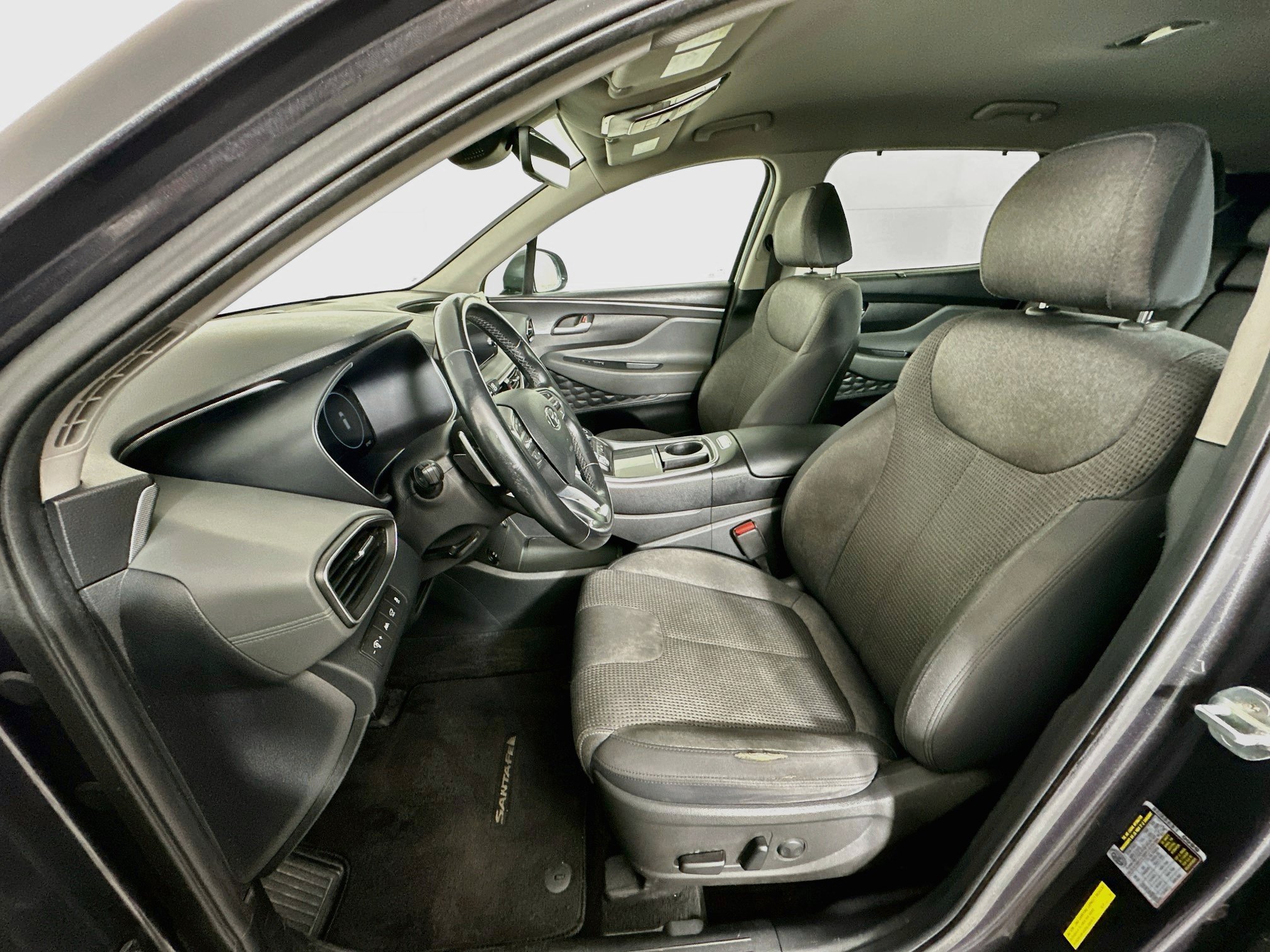 Used 2022 Hyundai Santa Fe SEL w/ Convenience Package FWD image 13