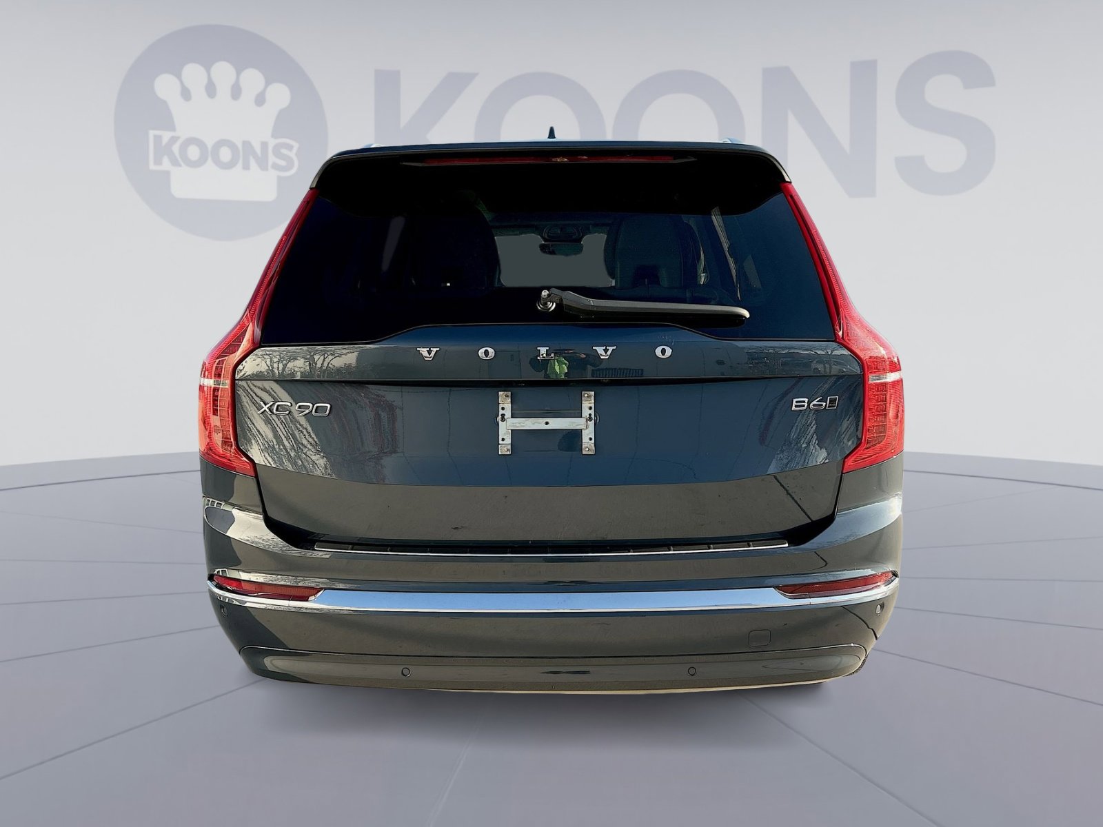 Used 2023 Volvo XC90 B6 Plus w/ Protection Package Premier image 5