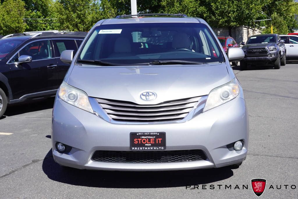 Used 2015 Toyota Sienna XLE w/ XLE Navigation Package AWD/4WD image 3