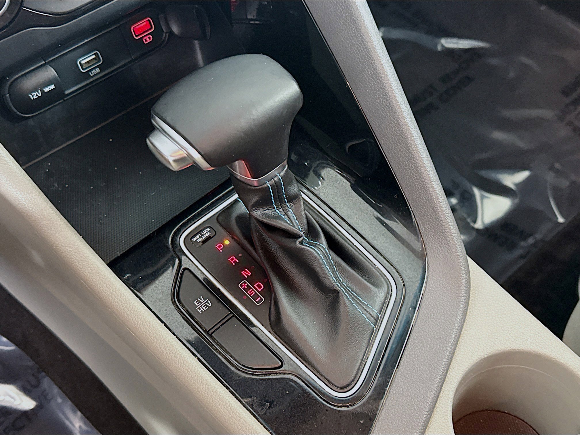 Used 2022 Kia Niro LXS image 20