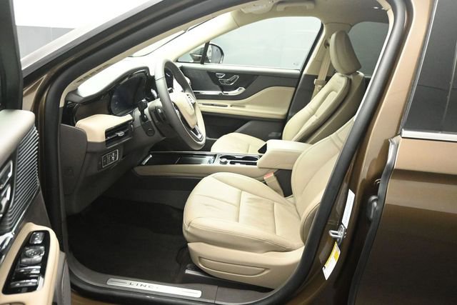 Certified 2022 Lincoln Corsair Reserve w/ Elements Package AWD/4WD image 10