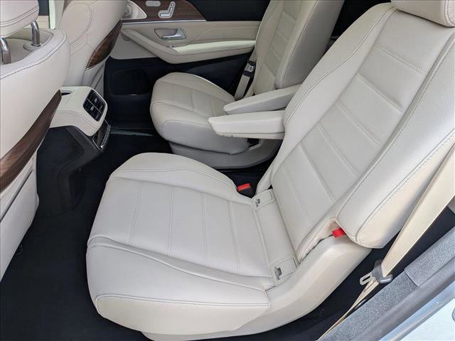 New 2026 Mercedes-Benz GLS 450 4MATIC image 14