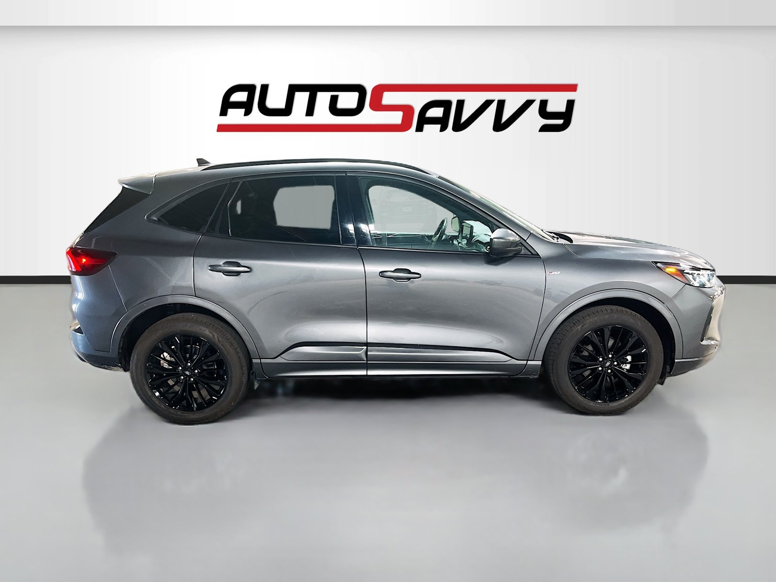 Used 2024 Ford Escape ST-Line Elite AWD/4WD image 8