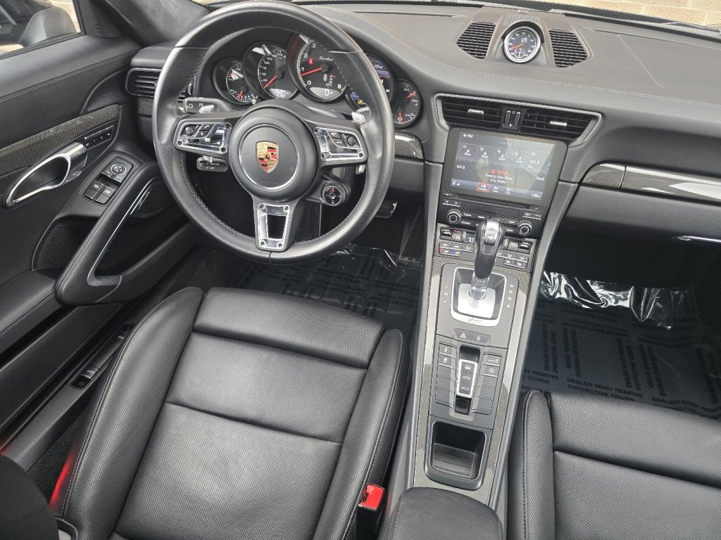 Used 2017 Porsche 911 Turbo image 37