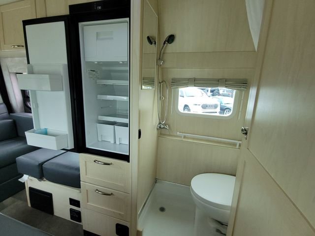 Used 2019 Ford Transit 250 148 High Roof image 15