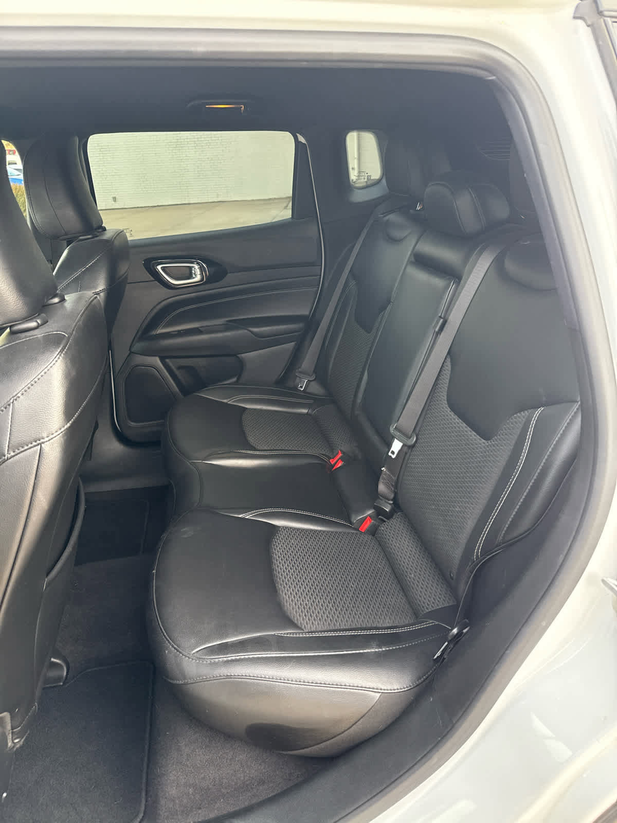 Used 2023 Jeep Compass Altitude image 24