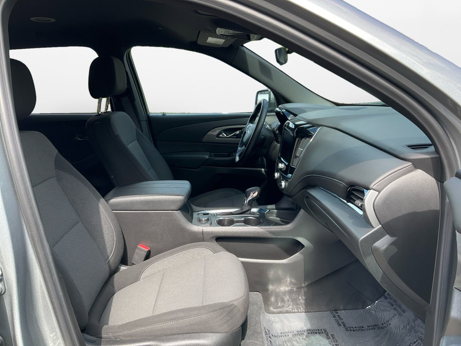 Used 2023 Chevrolet Traverse LT FWD image 15