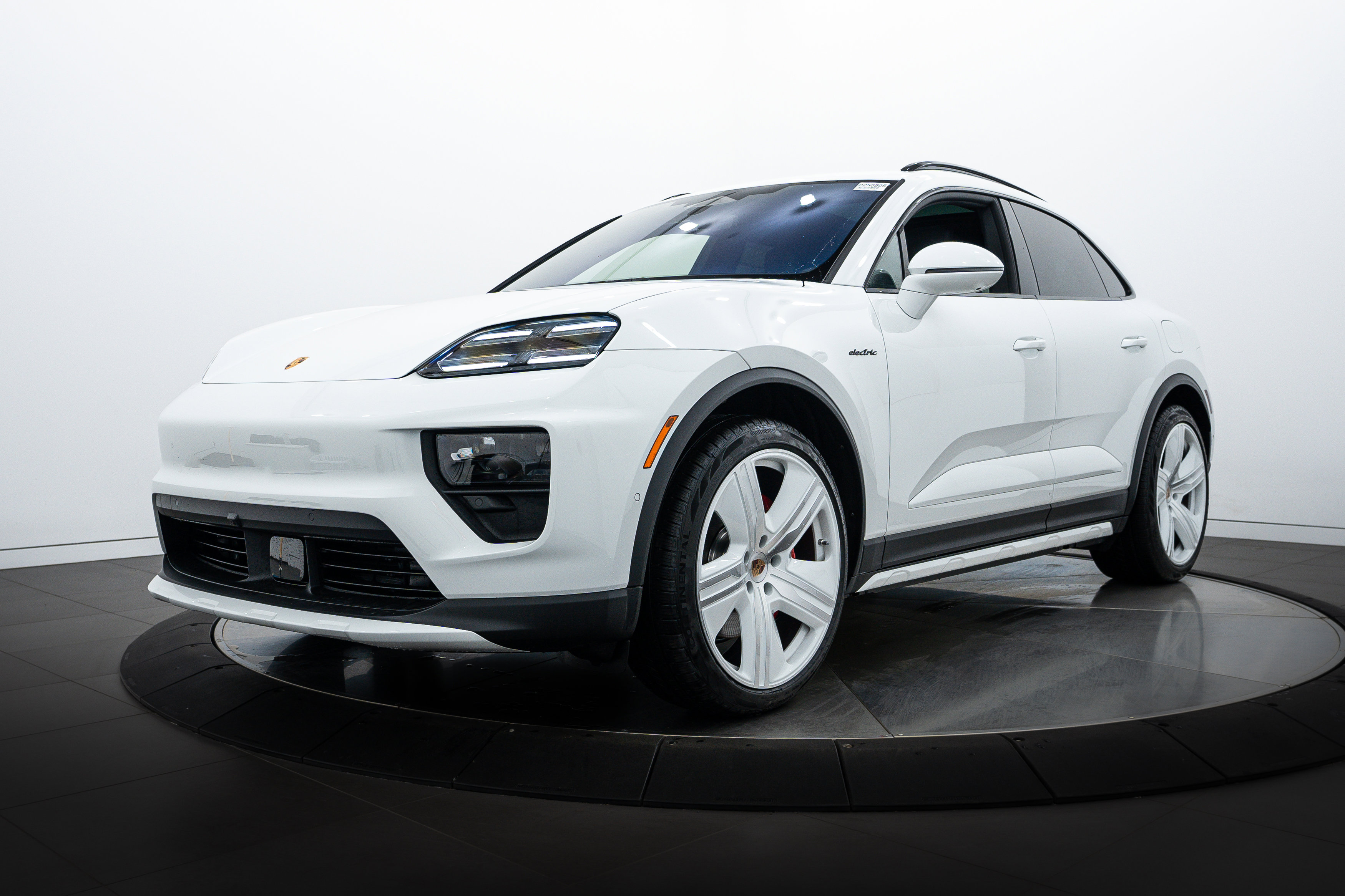 New 2025 Porsche Macan 4S Electric video 1