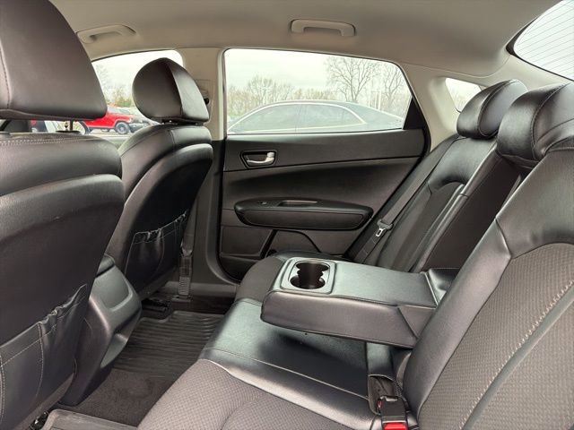 Used 2018 Kia Optima S image 13