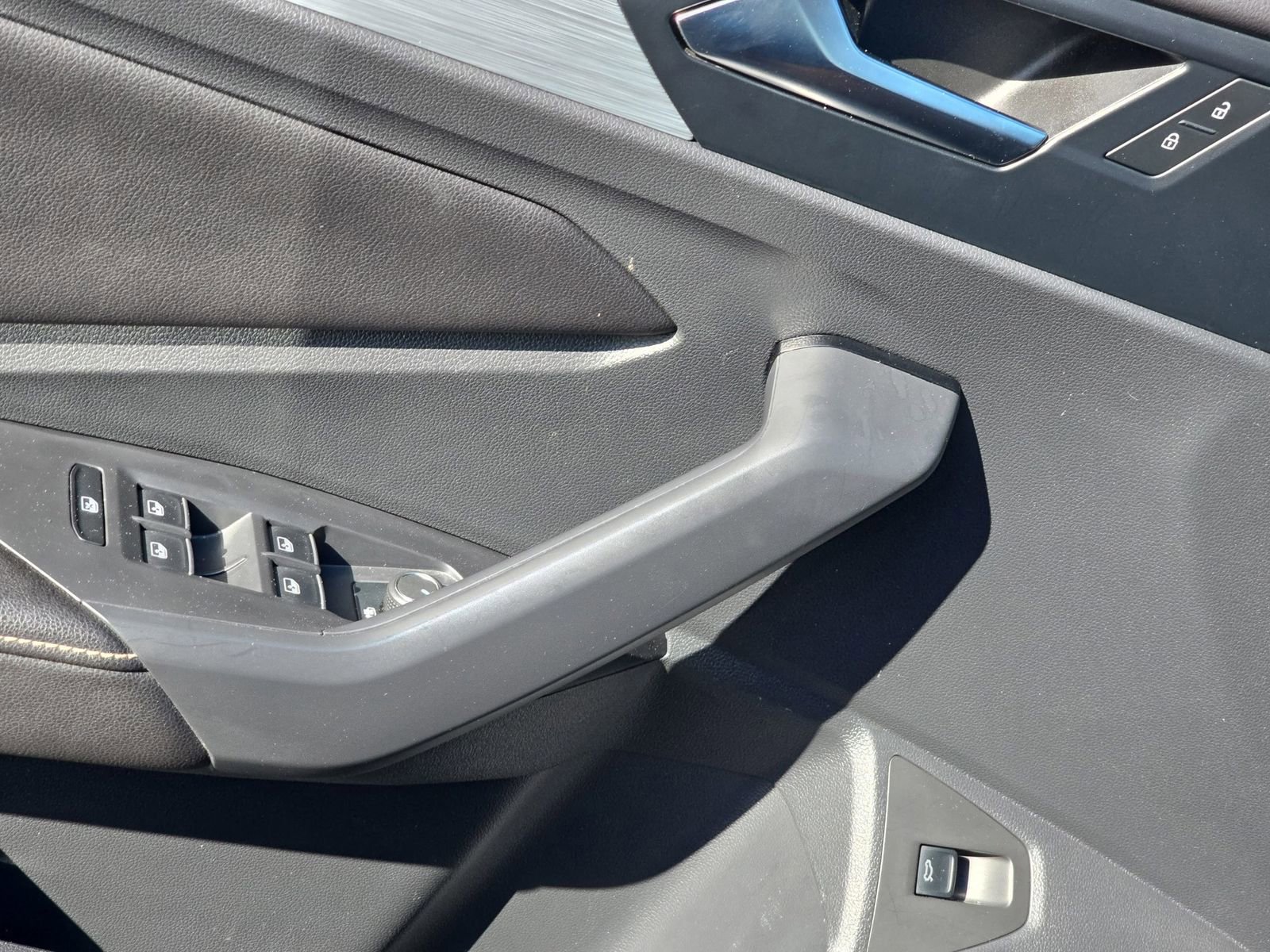 Used 2025 Volkswagen Jetta Sport image 31