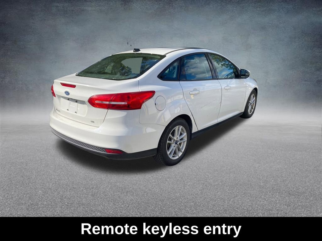 Used 2017 Ford Focus SE w/ Cold Weather Package image 6