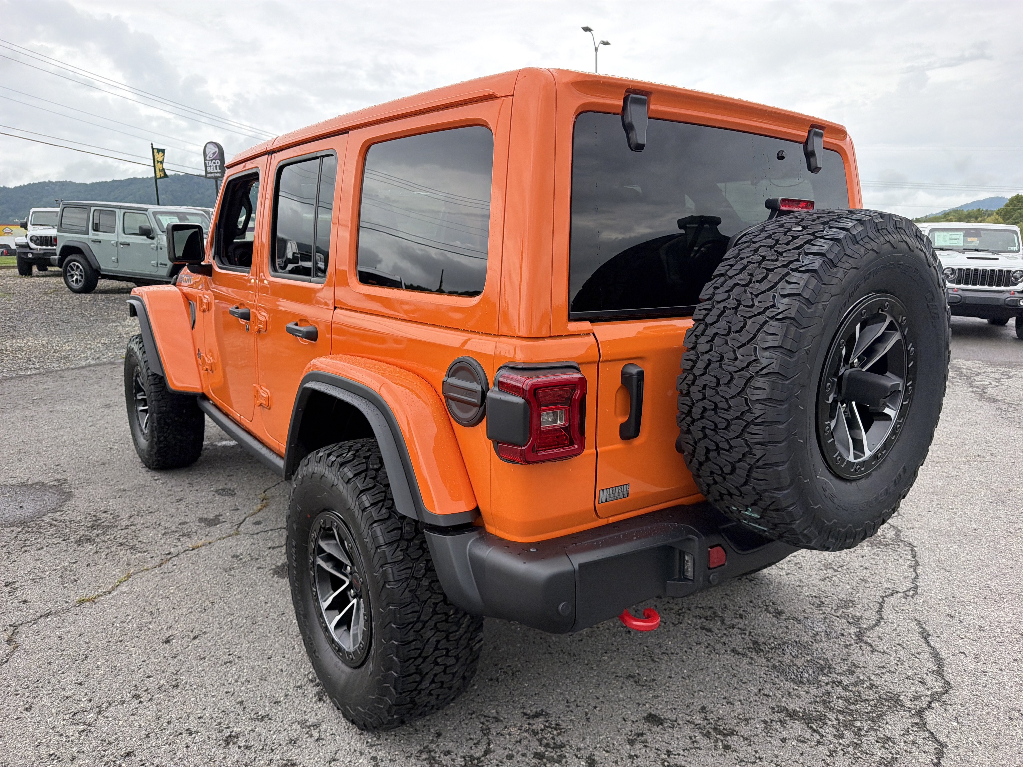 New 2027 Jeep Wrangler Unlimited Rubicon AWD/4WD image 8