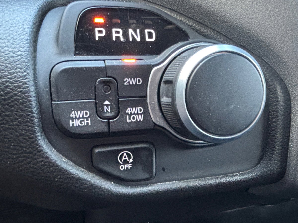 Used 2025 RAM 1500 Tradesman w/ Night Edition AWD/4WD image 32
