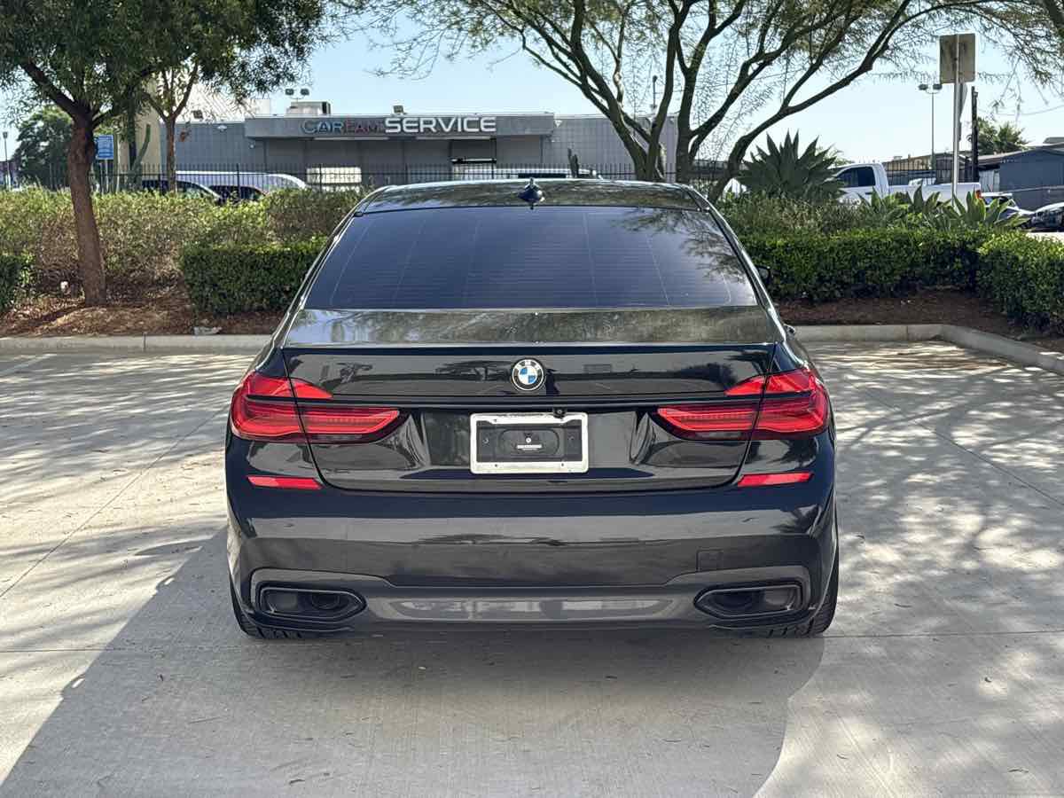 Used 2019 BMW 740i w/ M Sport Package RWD image 4