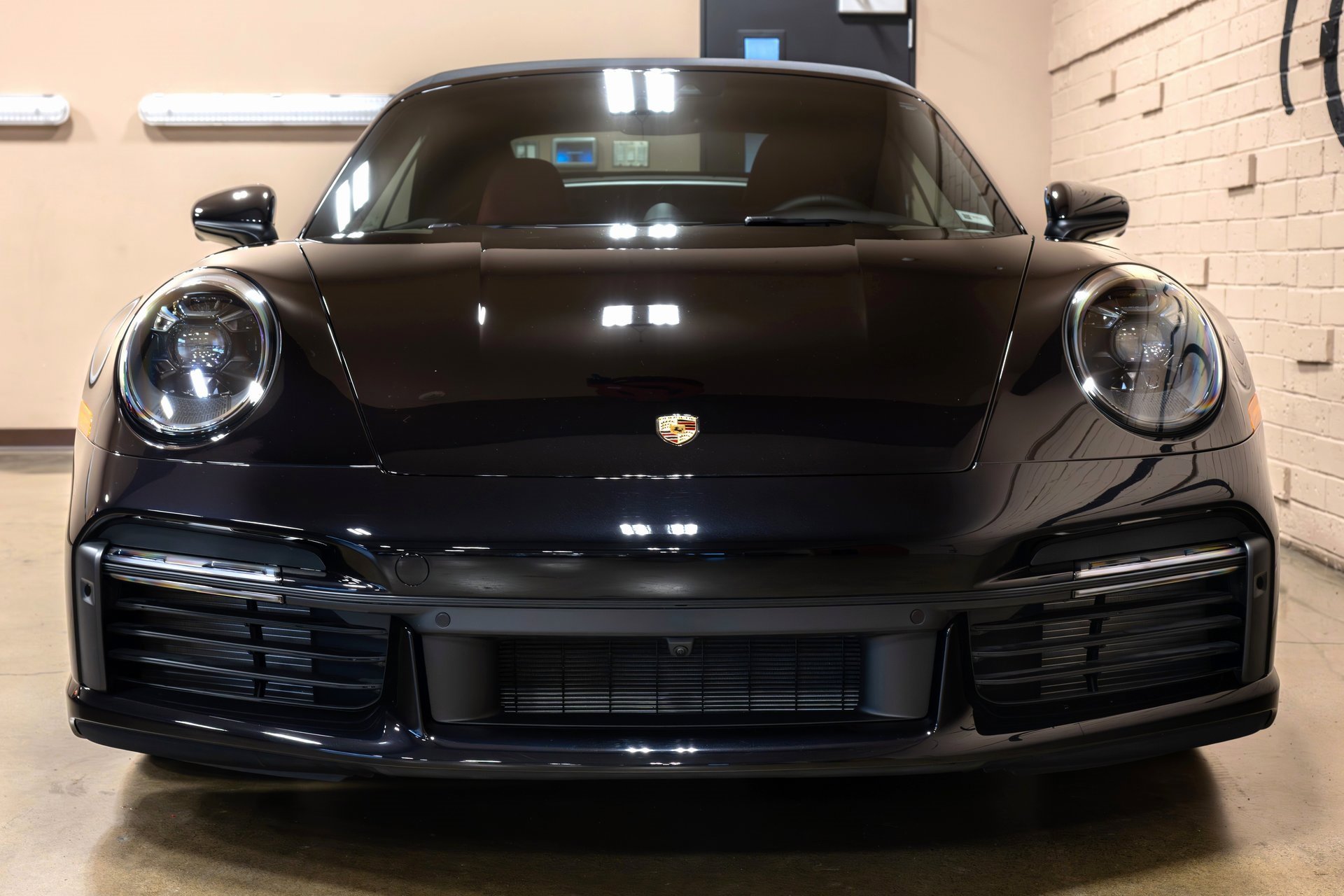 Used 2024 Porsche 911 Turbo image 21