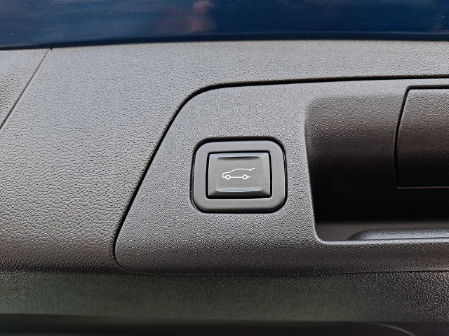 Used 2023 Buick Envision Avenir AWD/4WD image 30