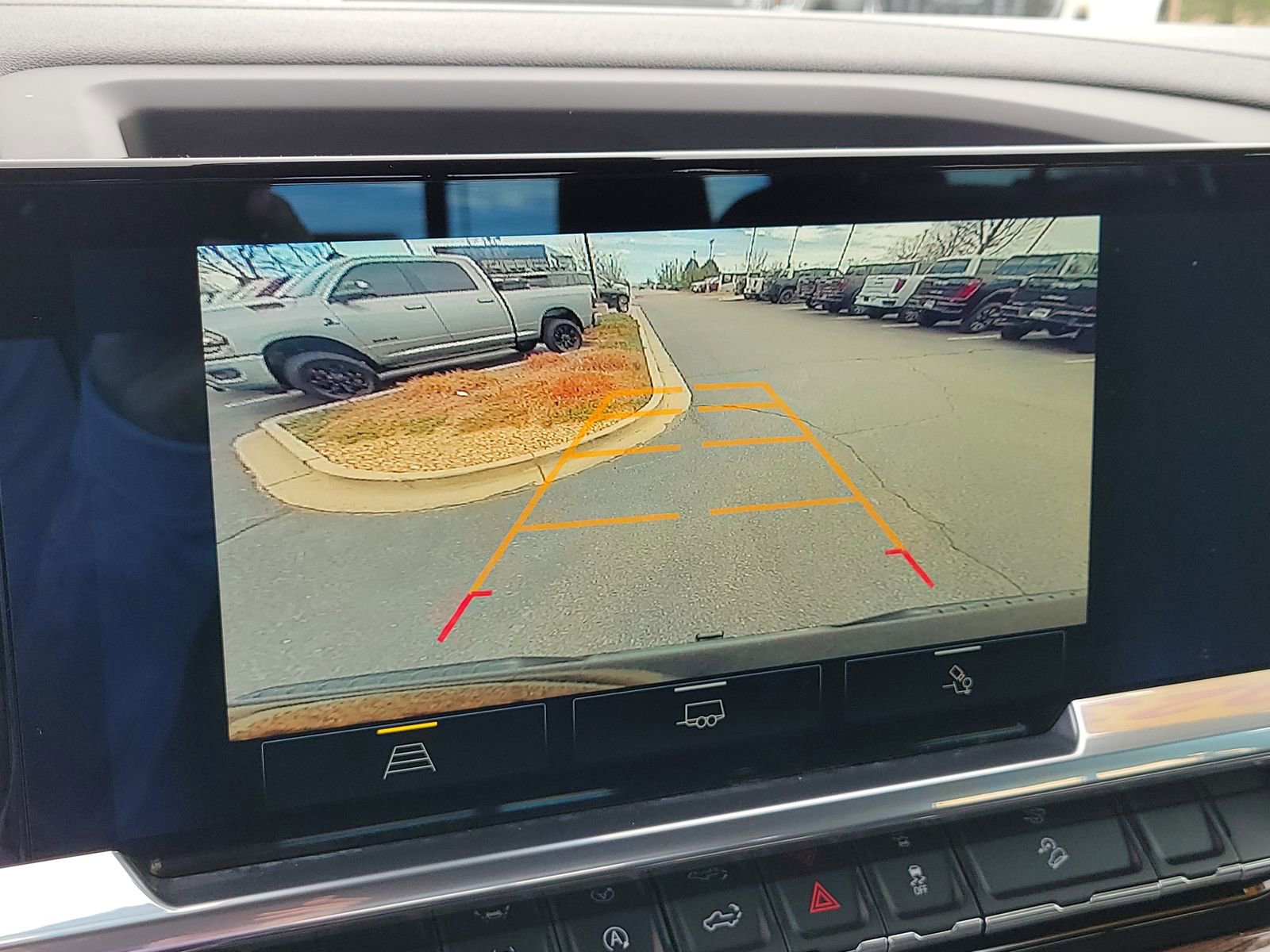 Used 2023 Chevrolet Silverado 1500 LT Trail Boss w/ Convenience Package II image 17