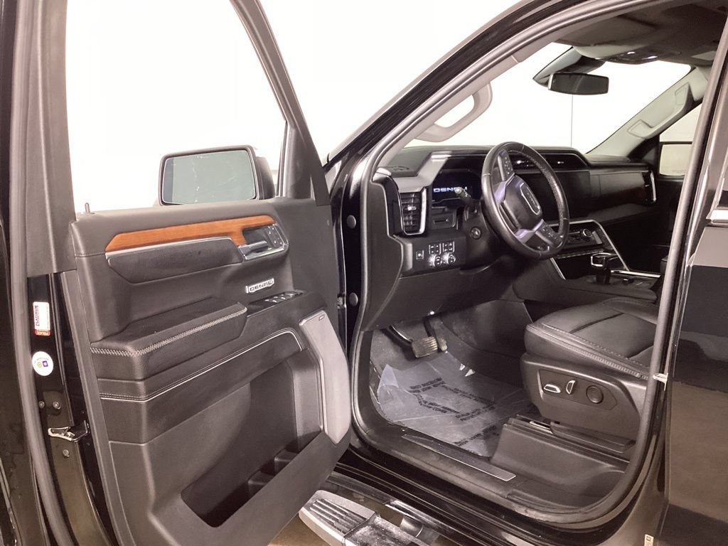 Used 2022 GMC Sierra 1500 Denali AWD/4WD image 8