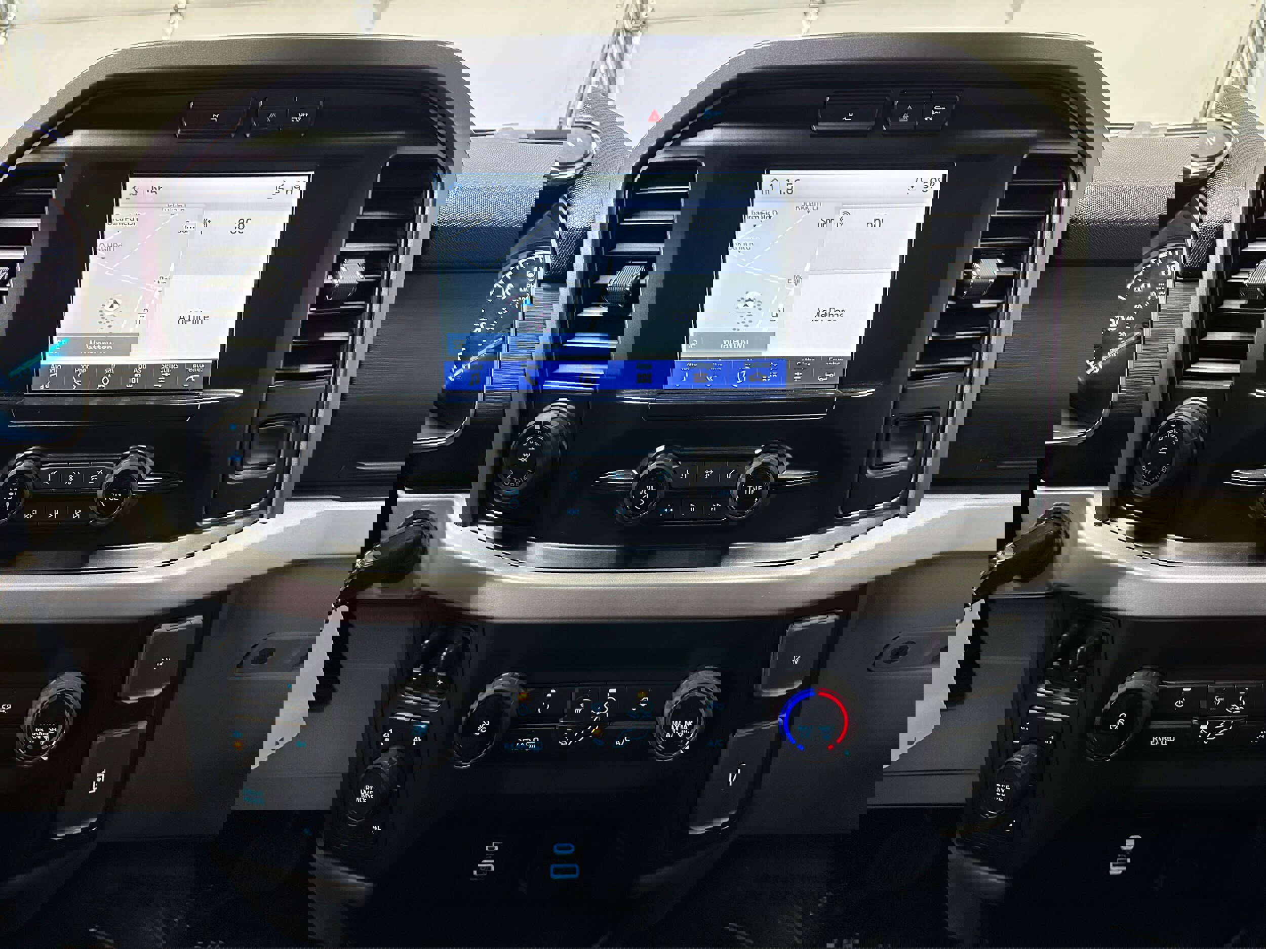 Certified 2023 Ford F150 XLT w/ Trailer Tow Package image 17