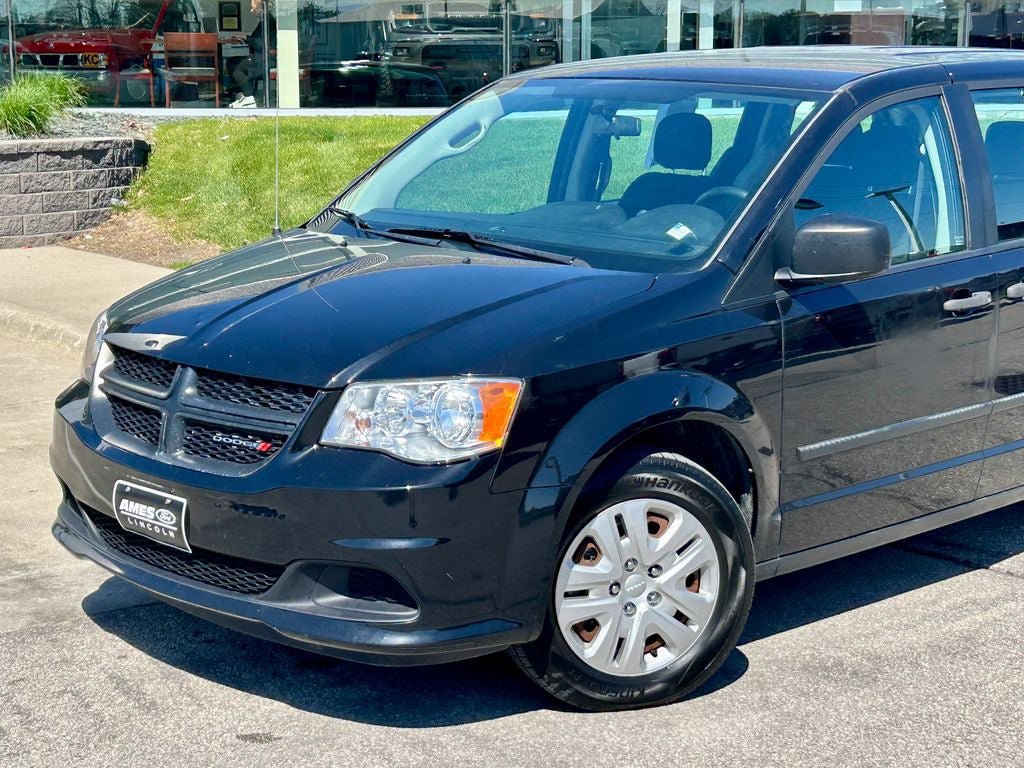 Used 2015 Dodge Grand Caravan American Value Package FWD image 2