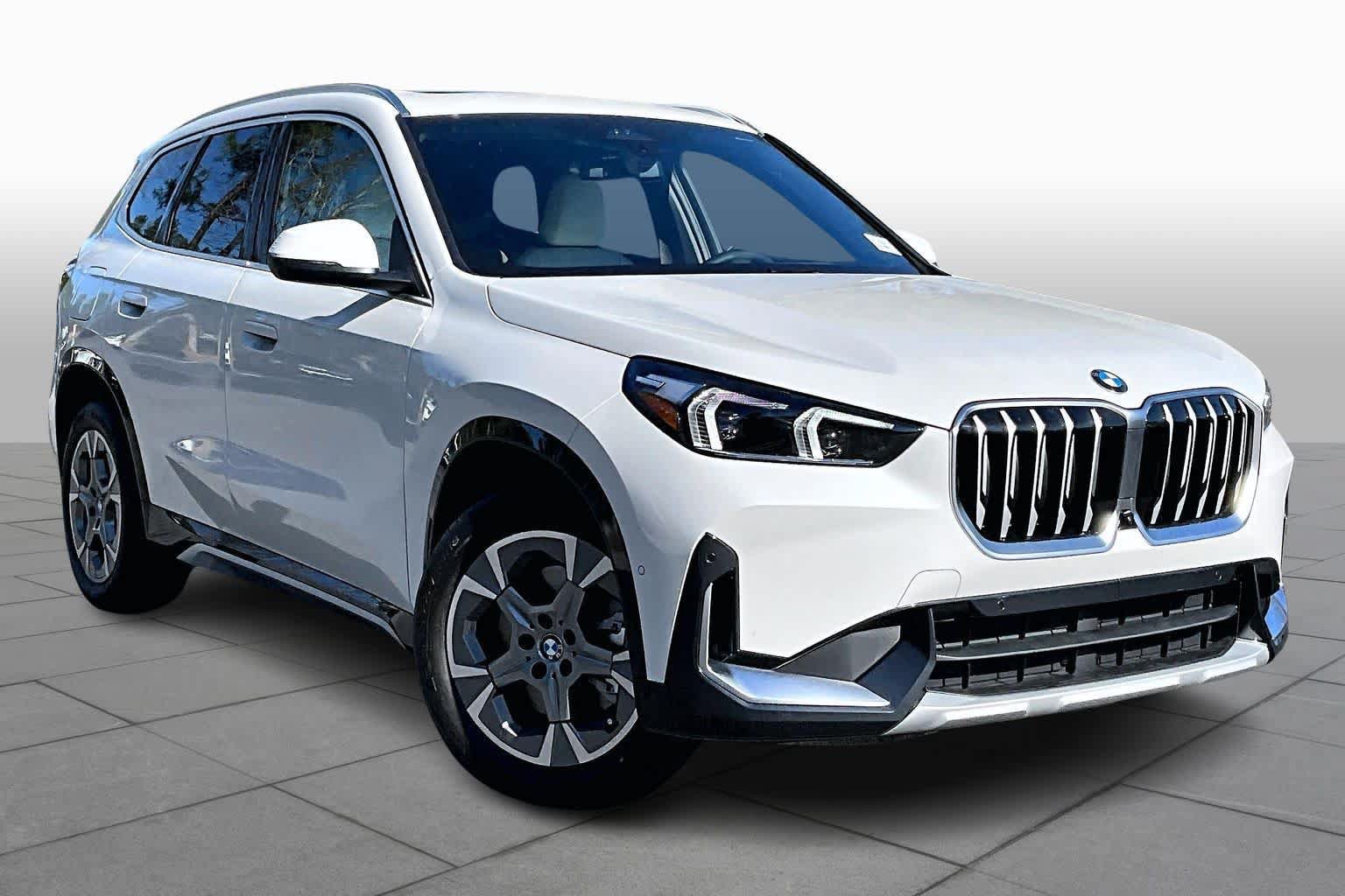 Used 2026 BMW X1 xDrive28i w/ Technology Package AWD/4WD image 2