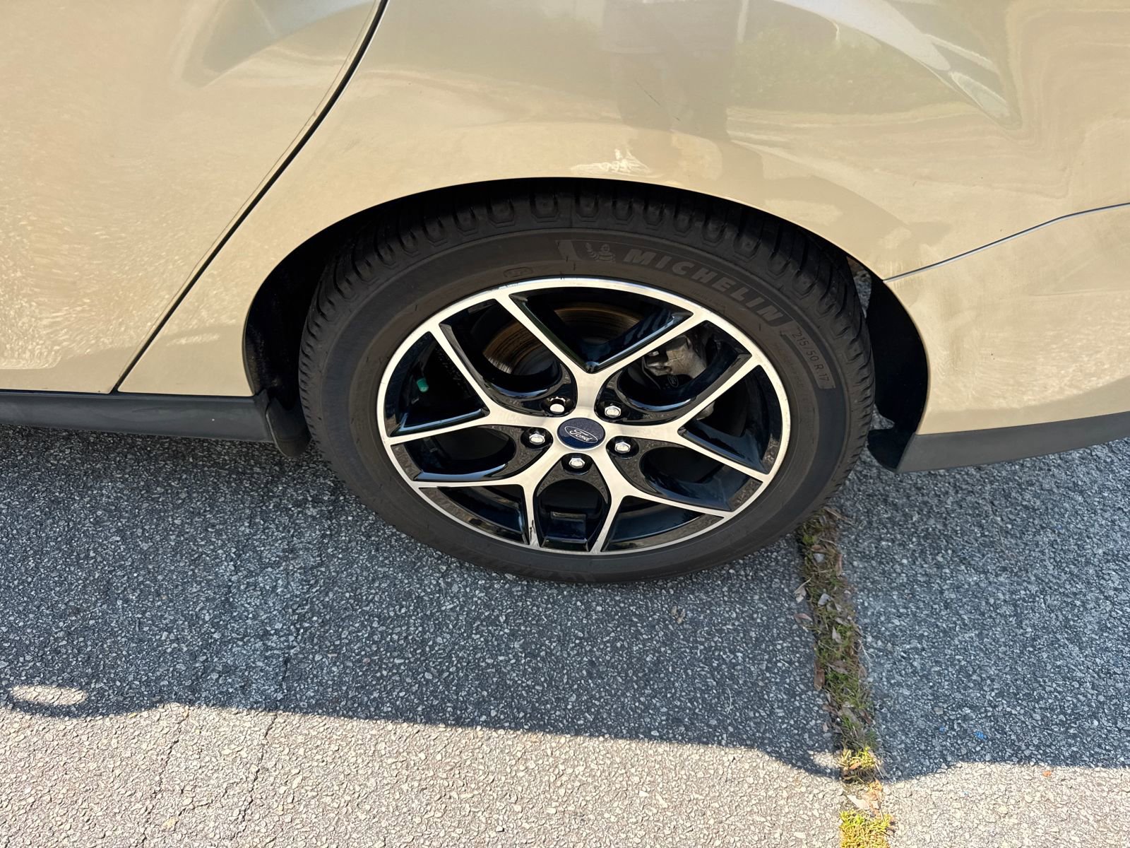 Used 2018 Ford Focus SEL FWD image 19