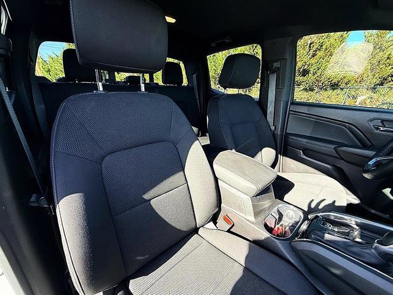 Used 2023 GMC Canyon Elevation w/ Convenience Package image 23