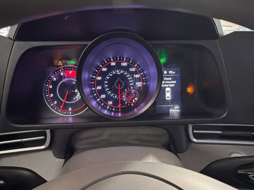 Used 2021 Hyundai Elantra SEL FWD image 30